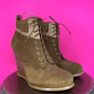 Cynthia Vincent Brown Suede Wedge Heel Lace Up Ankle Boot Size 8.5